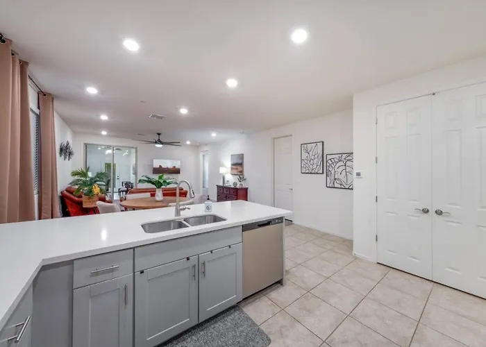 Dom wakacyjny Duplex-style House, Split, 3 Bedroom 3 Ba, Office Oro Valley