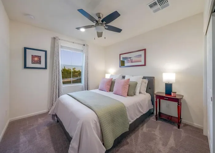 Duplex-style House, Split, 3 Bedroom 3 Ba, Office Oro Valley